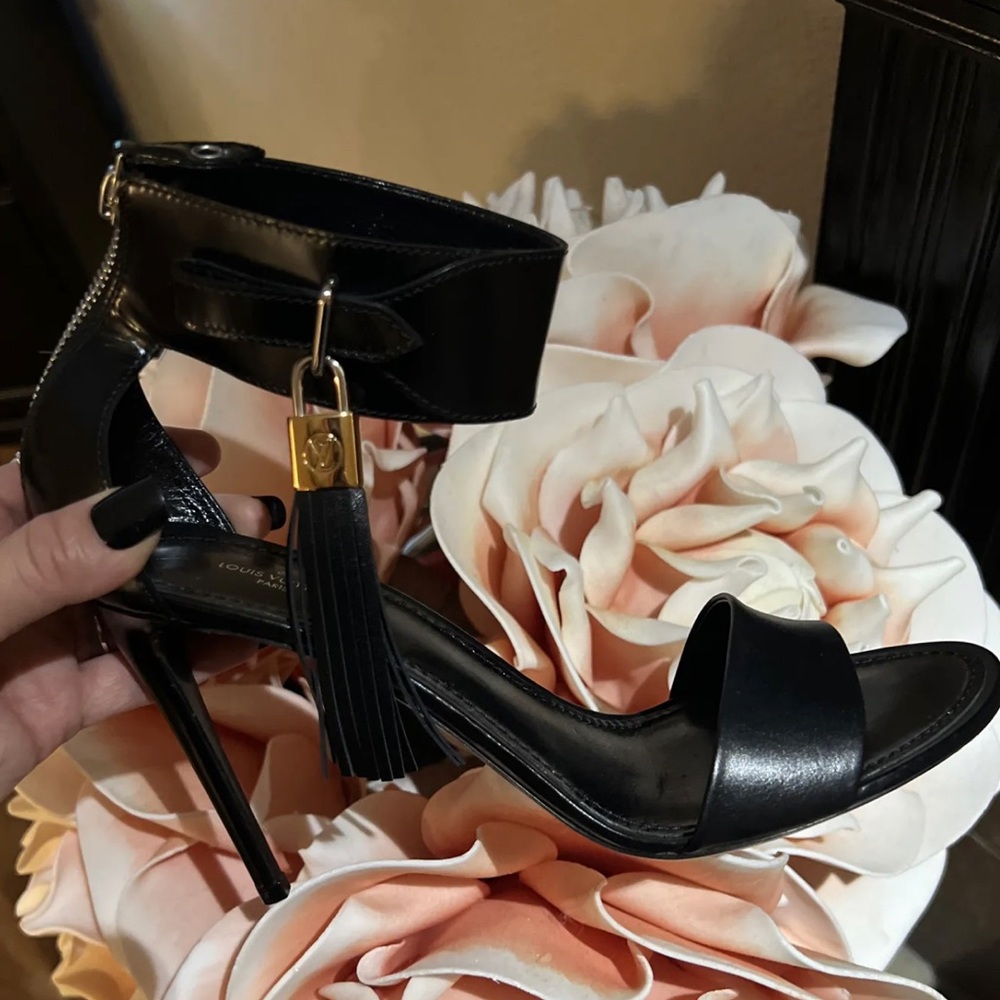 Louis Vuitton Black Leather Tassel Ankle-Strap Stiletto Heels - Picture 4 of 13